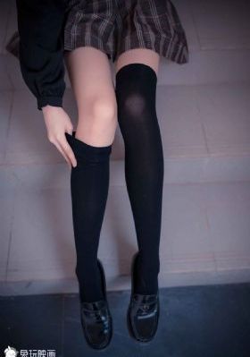 新人女秘书在线