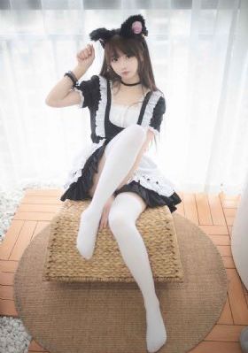 强睡年轻的女经理